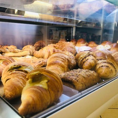 Suites Elifani Trani Ngoại thất bức ảnh